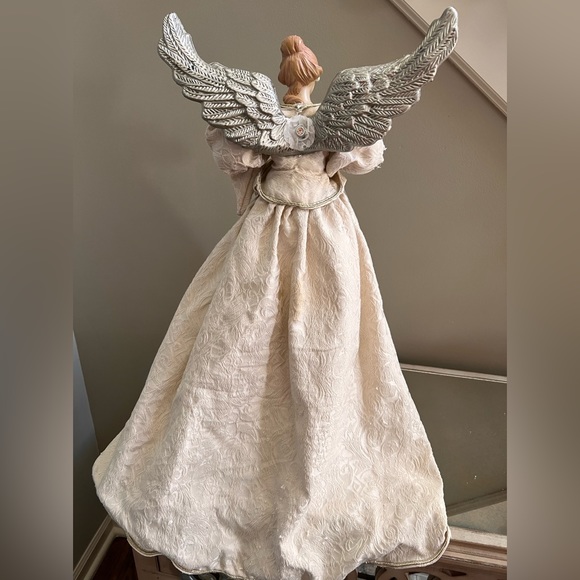 Angel Tree Topper - Picture 2 of 2